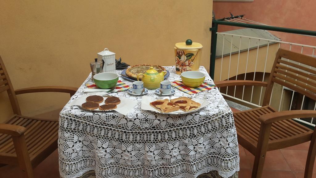 B&B Au Caruggiu Ceriale Extérieur photo
