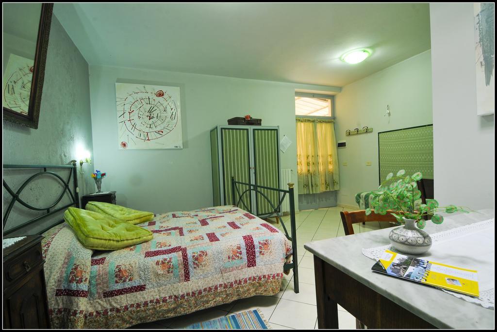 B&B Au Caruggiu Ceriale Chambre photo
