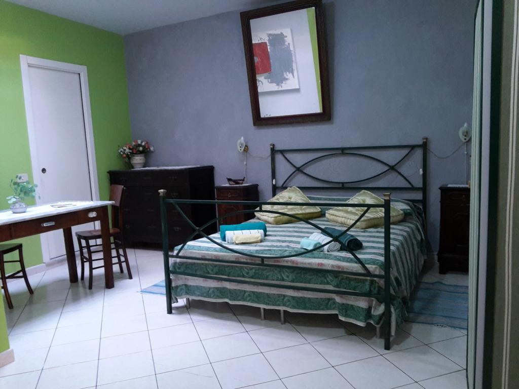 B&B Au Caruggiu Ceriale Extérieur photo